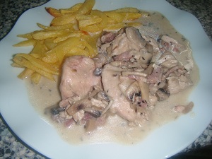 Pollo a la carbonara.