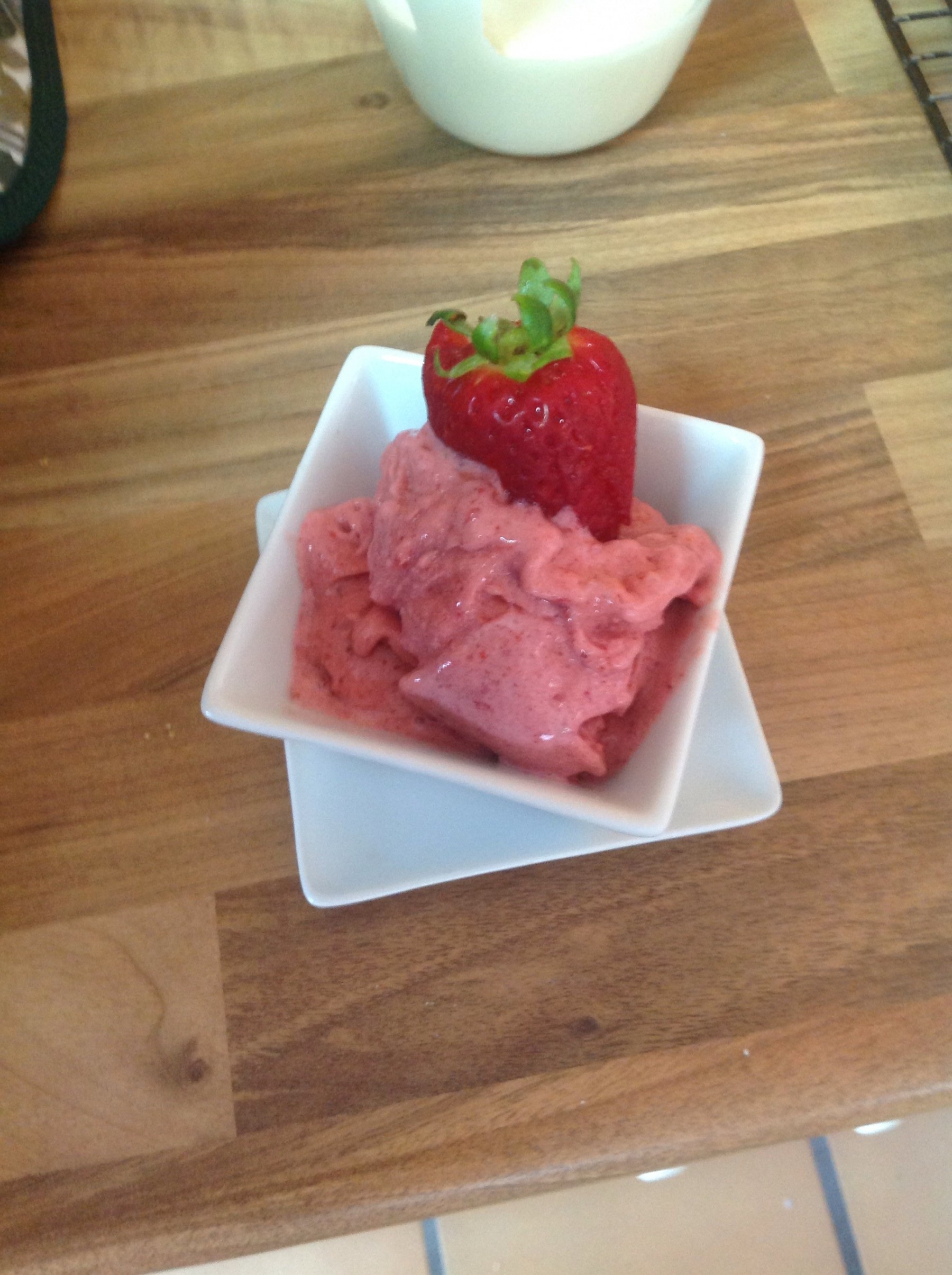 Espuma de fresas congeladas con Thermomix®
